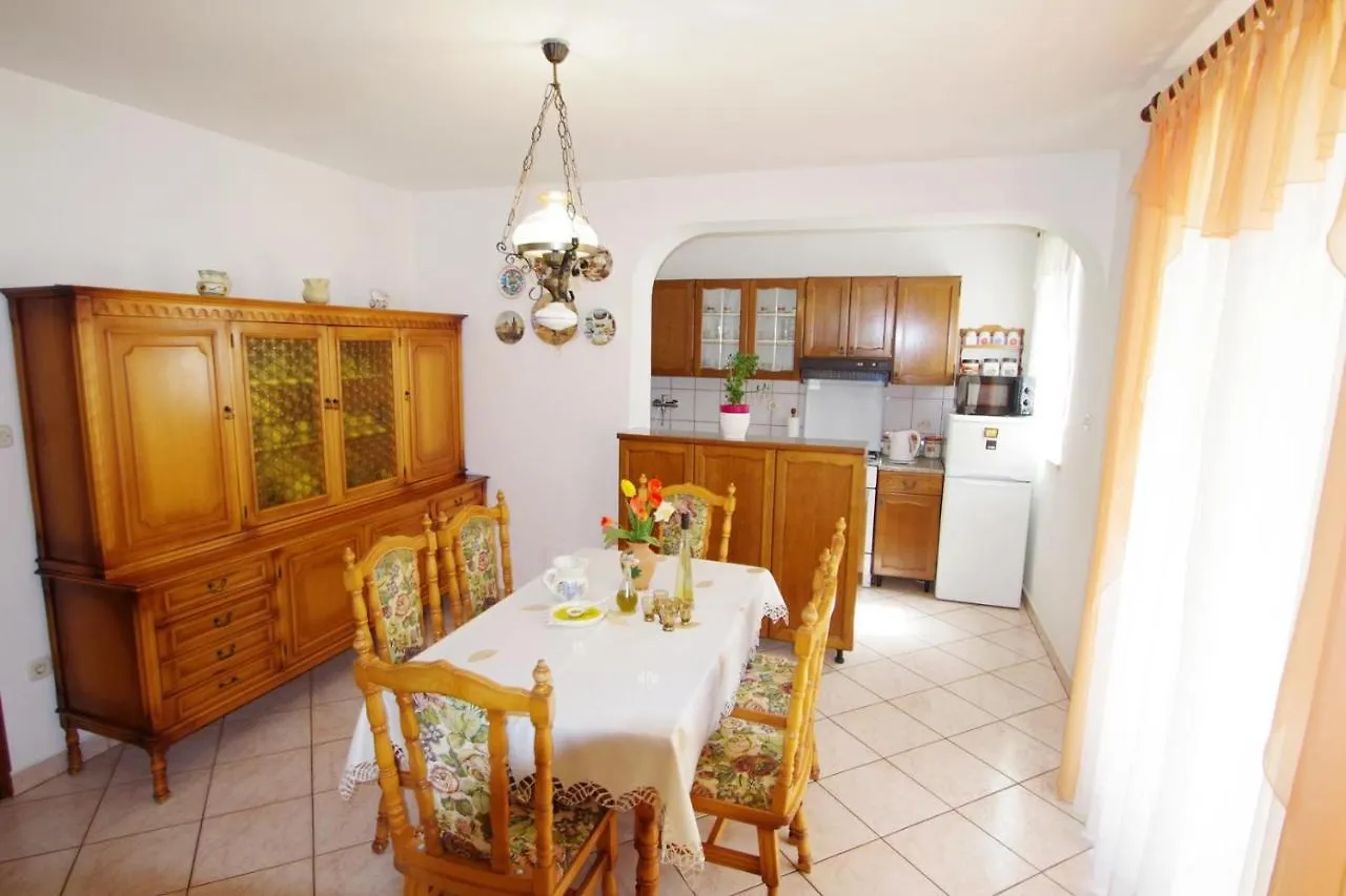 Apartment Ana Pula Croatia